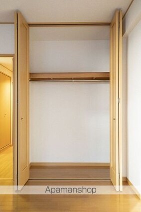 ロイヤルガーデン哲学堂[1K/19.95m2]の収納