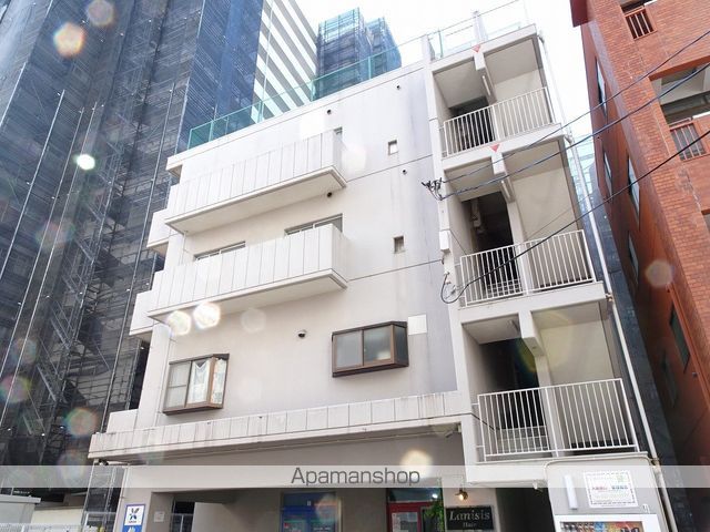 カラーズガーデン仙台東口の外観写真