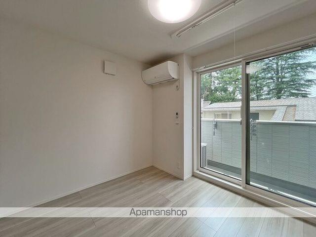 グラナーデ目白御留山の内装写真