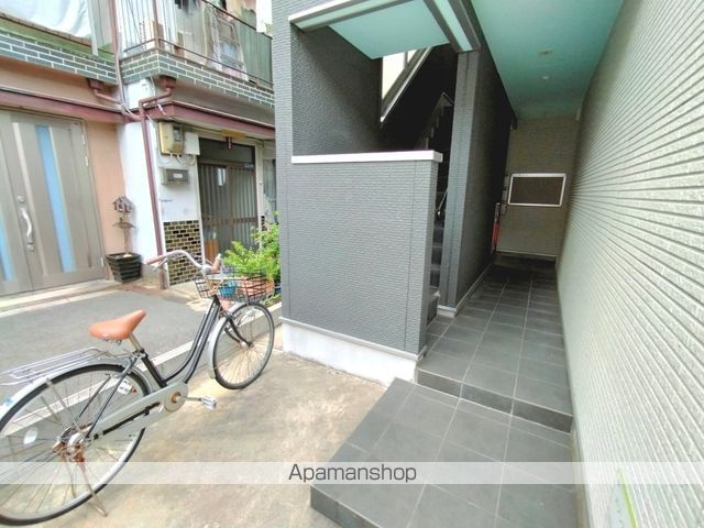 メゾンドペーシェ鴻池の玄関写真