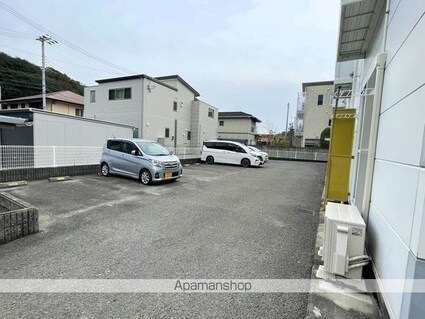 レオパレスソレイユ[1K/22.02m2]の駐車場
