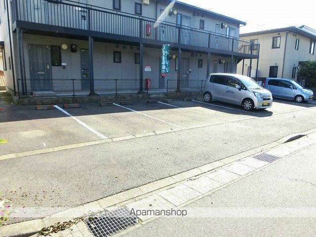 ウエストヒルズ西紫原C棟の外観写真