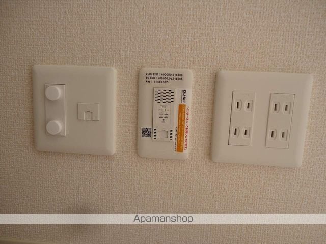 プレミアム八番館の内装写真