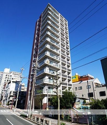 ヴァリエ東別院の外観写真