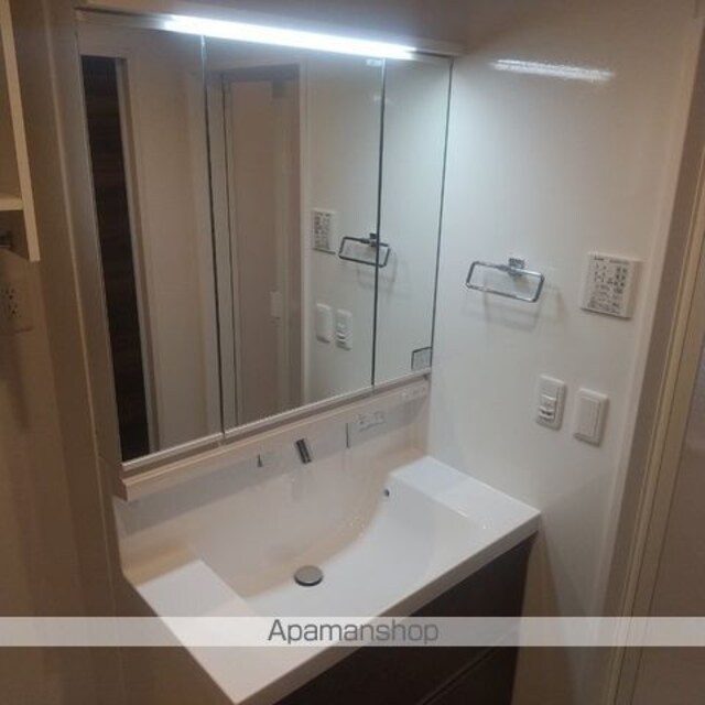 和歌山県海南市重根西２丁目[1LDK/53.26m2]の洗面所