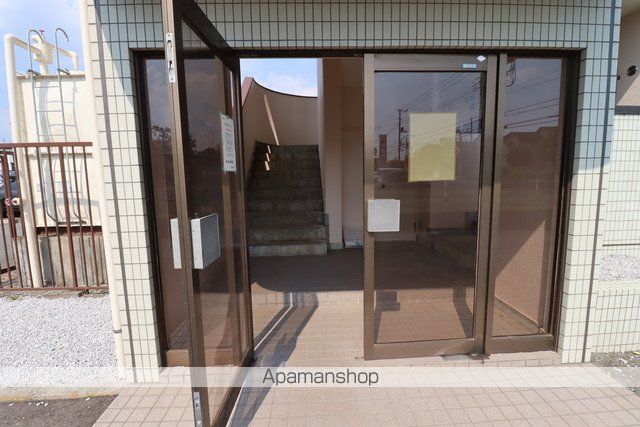エントピアかすみの玄関写真