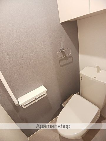 ヴィラ シャングリラ高田 Bの内装写真