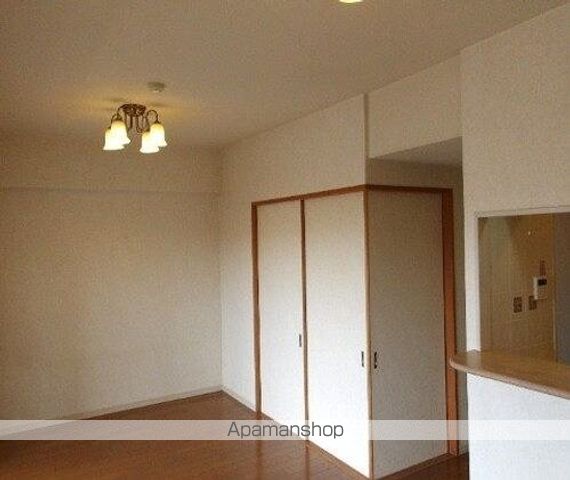 ライオンズタワー片瀬江ノ島の内装写真