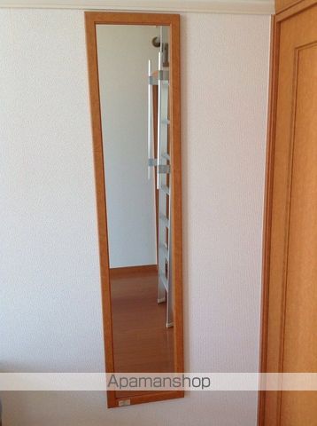 レオパレスサントネの内装写真