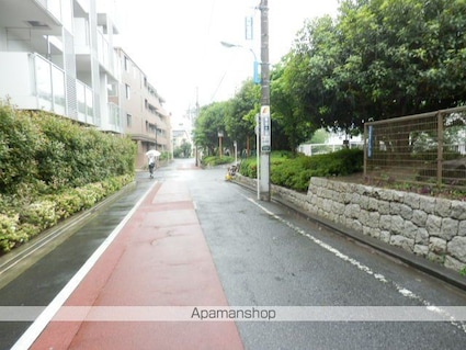 ＰＲＩＭＥ　ＵＲＢＡＮ　東中野　ＣＯＵＲＴ[1LDK/44.85m2]の周辺1