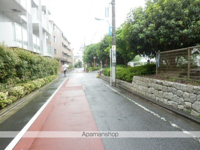 ＰＲＩＭＥ　ＵＲＢＡＮ　東中野　ＣＯＵＲＴ[3LDK/82.92m2]の周辺1