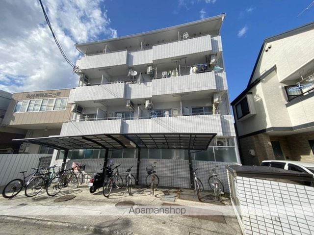 ホワイトパレス長束の外観写真