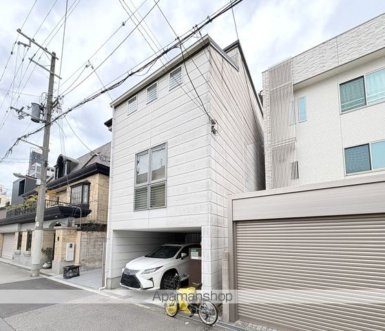 大阪市御堂筋線 西田辺駅 徒歩5分 3階建 築30年の外観写真