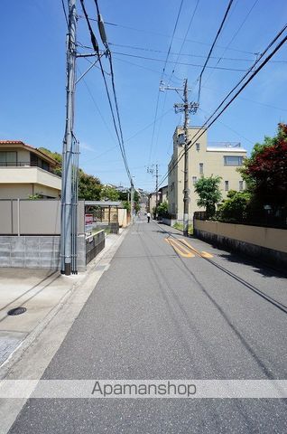 レフィナード銀河の周辺写真