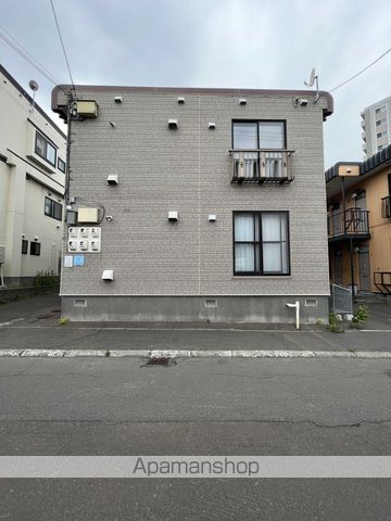 札幌市東西線 大谷地駅 徒歩8分 2階建 築43年の外観写真