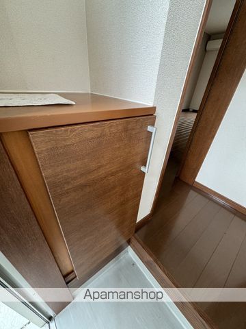 サンハイツ川西L棟の内装写真