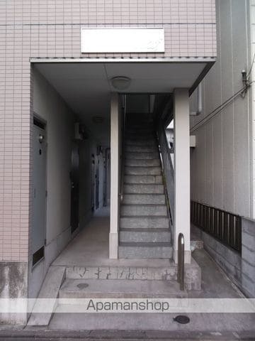 ジュネスGREEN LEAFの玄関写真
