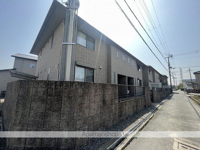パディフィールド今宿Aの外観写真