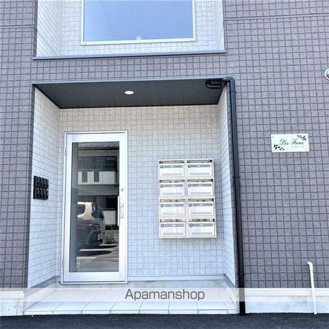 レフレールの玄関写真
