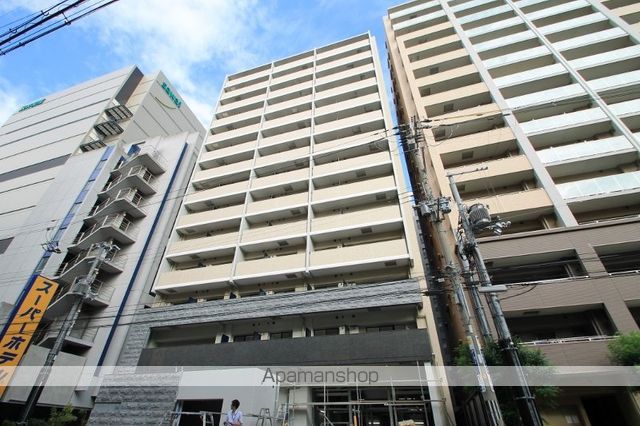S-RESIDENCE江坂の外観写真