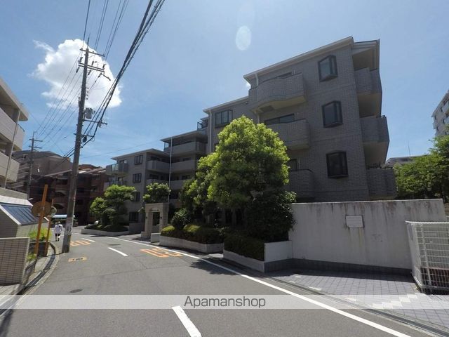松嶌マンション西緑丘の外観写真