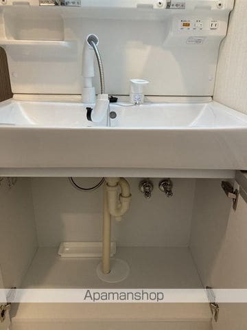 カヴァロの内装写真