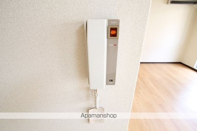 ハイツ衣笠の内装写真