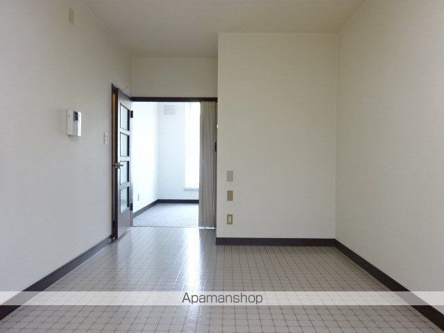 アパートメントワキザカの内装写真