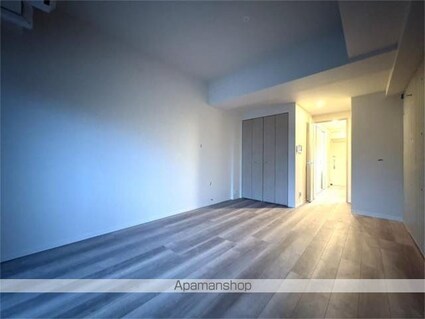 ＲＯＯＴｓ　Ｓｈｉｎｊｕｋｕ　Ｗａｋａｍａｔｓｕｃｈｏ（ルーツシ[1K/30.55m2]のリビング・居間