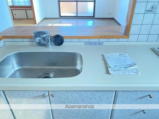 ダイアパレス太田第５　[3LDK/73.86m2]のキッチン