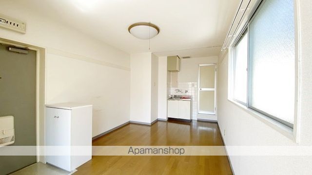 パークウェー学南の内装写真