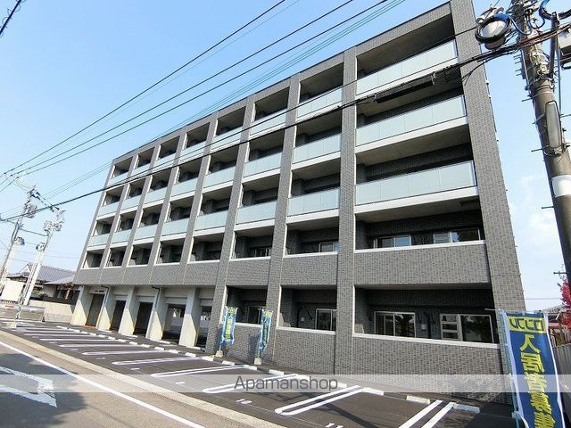 フリューゲル年見の外観写真