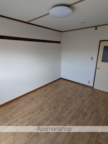 コーポラス杉山フィーアの内装写真