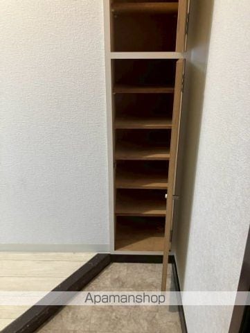 リバーサイド庚午の内装写真