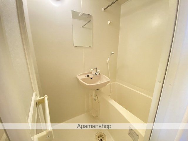 レオパレストルネード豊岡の内装写真