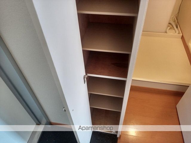 レオパレス忠雅IIIの内装写真
