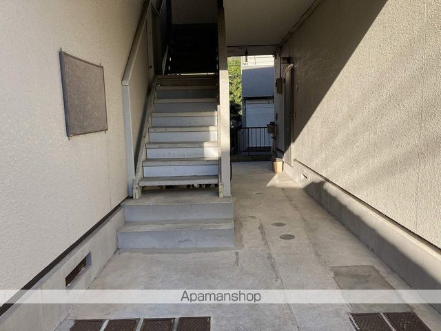 グランデュール鎌倉の玄関写真