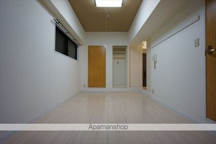 ドール丸の内[1K/21.12m2]のリビング・居間