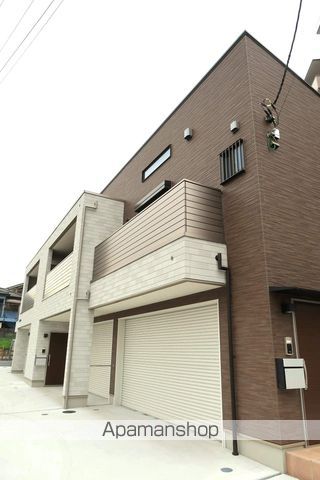 エミベース 入間 鍵山の外観写真