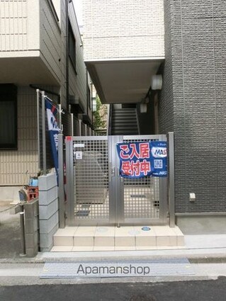 千葉県千葉市中央区中央３丁目[1K/31m2]のエントランス