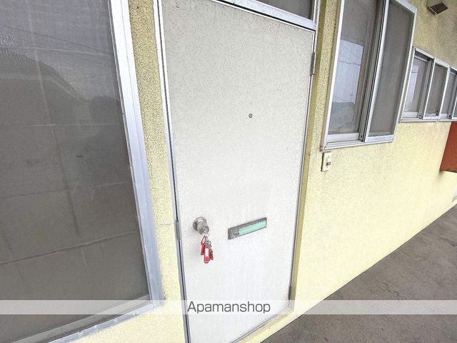 コーポマツNO.3の玄関写真