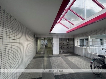 ウインベルソロ大泉学園[1R/16.11m2]のエントランス