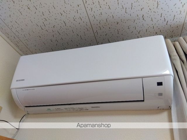 レオパレスタウンコートTWOの内装写真