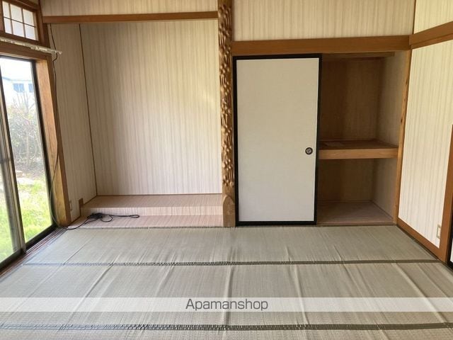 ＪＲ常磐線 泉駅 バス乗車時間：15分 最寄りバス停で下車 徒歩7分 2階建 築38年の内装写真