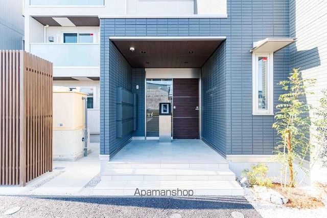 DーRESIDENCE藤江IIの玄関写真