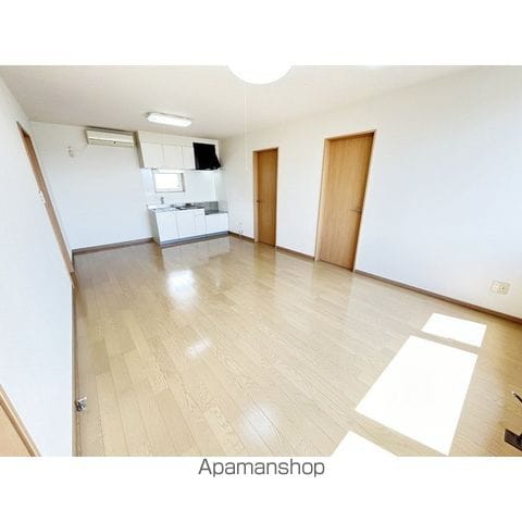 フラット三輪 C棟の内装写真