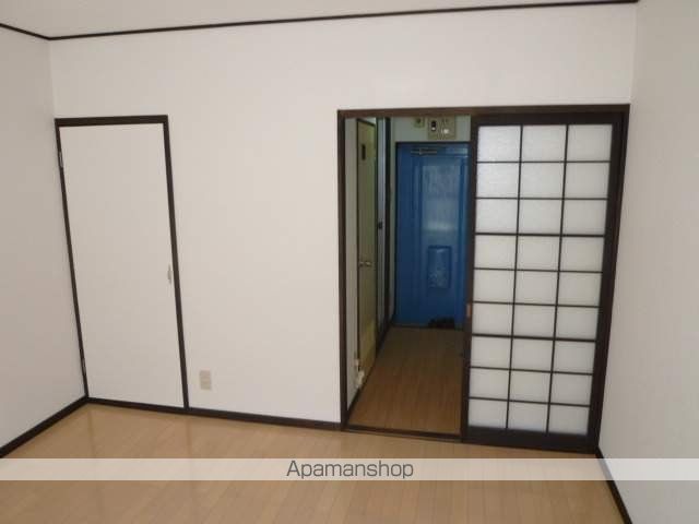 レインボー上荒田の内装写真