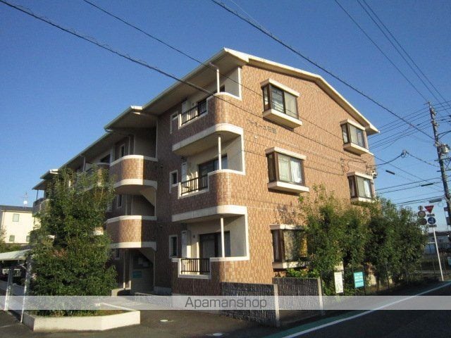 ファミーユ石田の外観写真