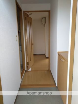 ハートフル　　オリーブの樹[1R/28.9m2]の玄関