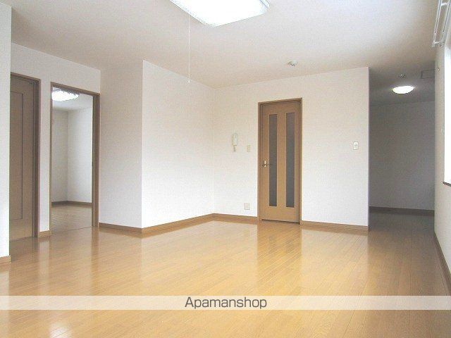 エス・ケイ元町の内装写真